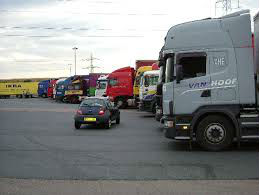 Read more about the article Midwest Has Awoken to Problem of Rest Stop Truck Parking