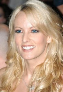 Read more about the article Columbus Approves $450,000 Settlement for Stormy Daniels Arrest