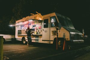 Read more about the article Food Trucks Support Truck Drivers