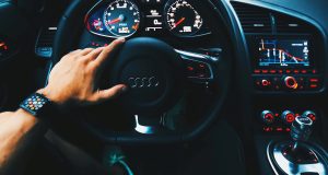 Read more about the article Audi Experiments With new Charging Hub and ‘Premium Concept’